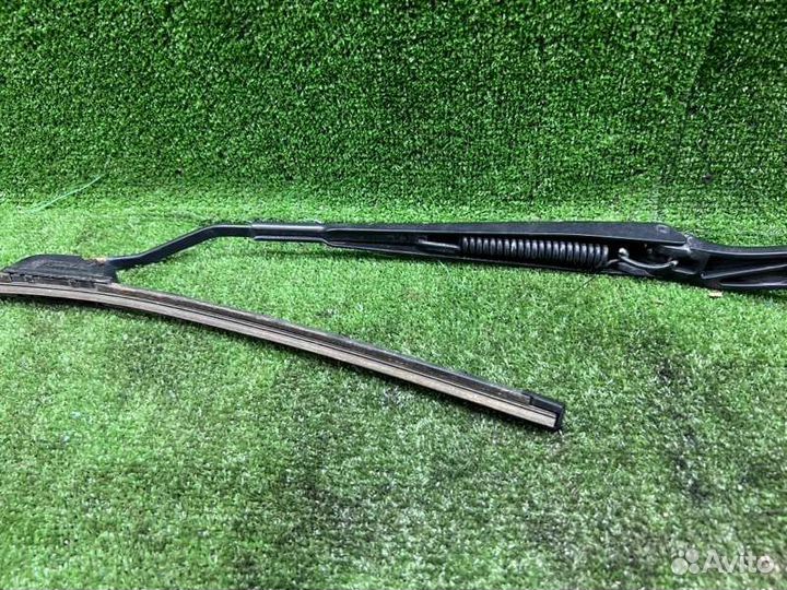 Дворник лобового стекла левый Volkswagen Polo