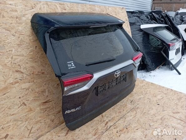 Крышка дверь багажника Toyota Rav lV XA 50