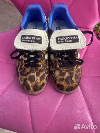 Кроссовки adidas