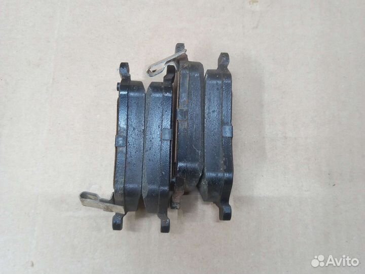 Тормозные колодки задние Киа Сид 2jd