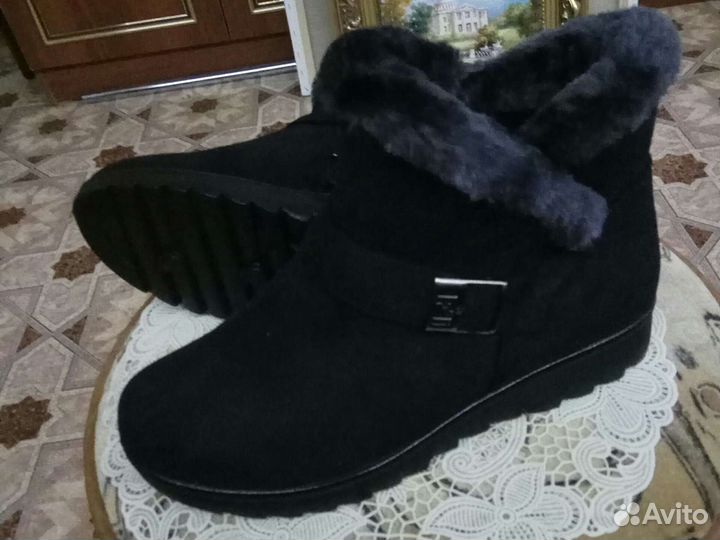 Ботинки женские