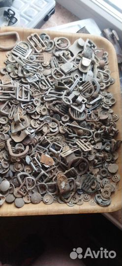 Застёжки пуговицы