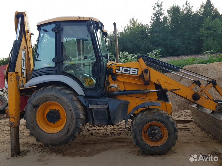 Аренда трактора jsb