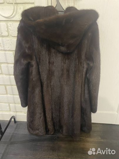 Шуба норковая с капюшоном 46 - 48 размер