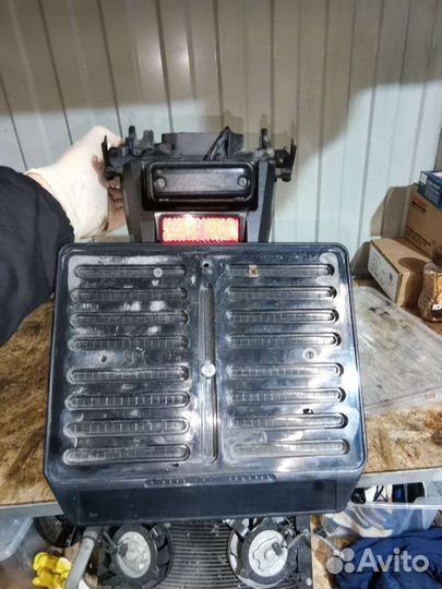 Honda cb600 2007-11 пластик подрамника андертеллер