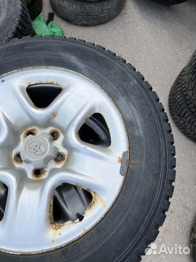 Dunlop SP Winter Ice 01 225/65 R17 102T