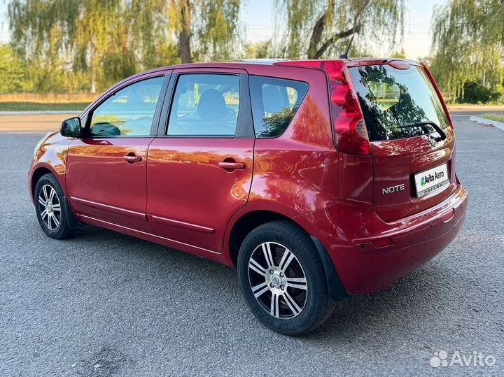 Nissan Note 1.6 AT, 2008, 250 000 км