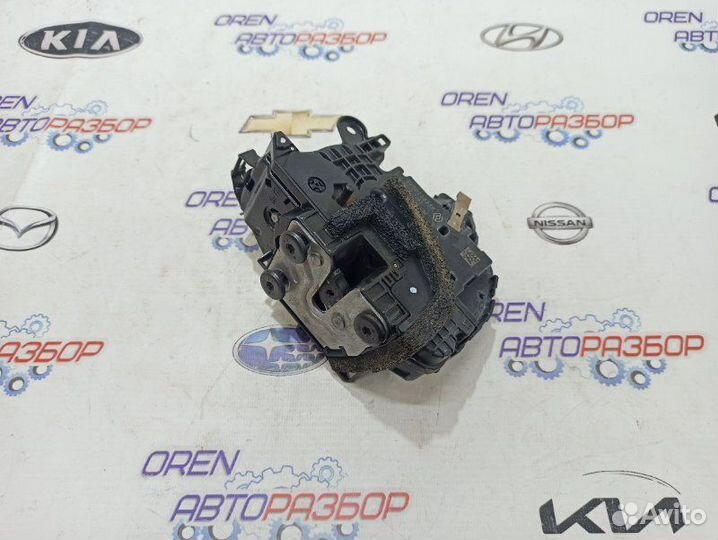 Замок боковой двери задний правый Renault Arkana