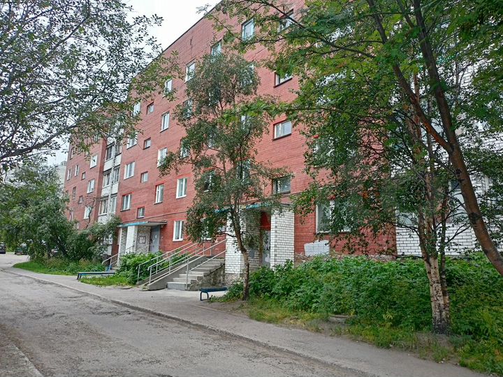 2-к. квартира, 49 м², 5/5 эт.