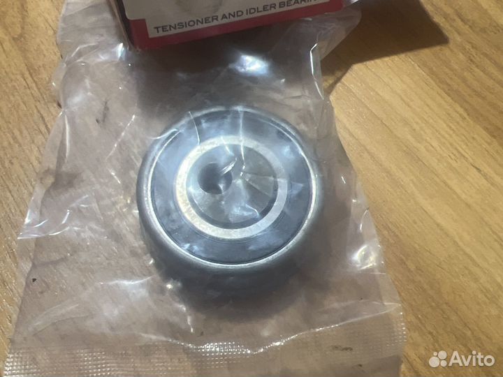 Ролик натяжной ремня грм hyundai H-1/starex santa