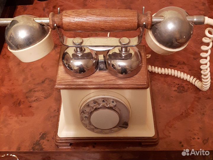 Старый телефон СССР. Отличном состоянии