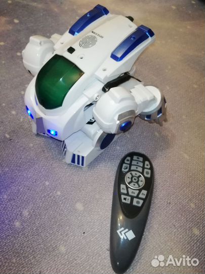 Робот трансформер танцующий