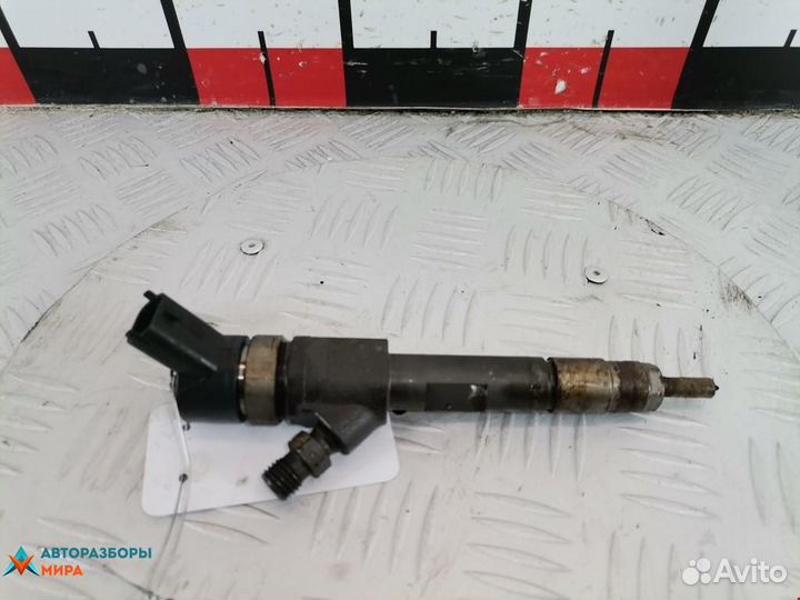 Форсунка Renault Megane 2 рест. 2011 8200784019