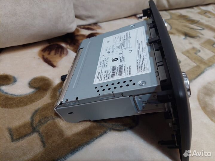 Магнитола автомобильная новая на Рено Дастер