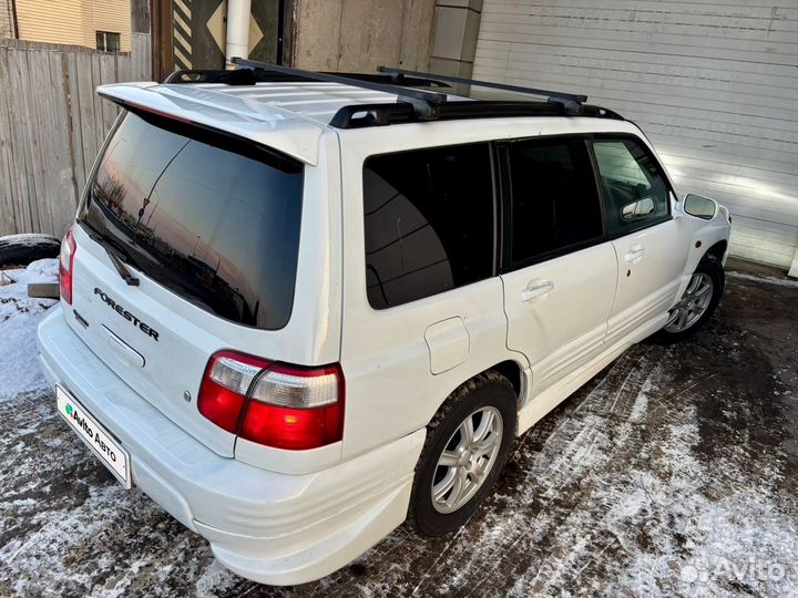 Subaru Forester 2.0 AT, 1998, 300 000 км