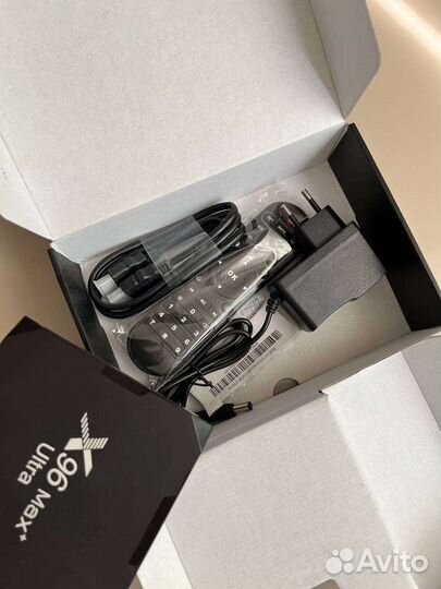 Smart tv андроид приставка X96Max+ 4/32