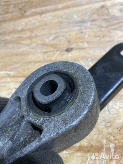 Подушка двигателя Volkswagen Tiguan 5N1 CAW 2009