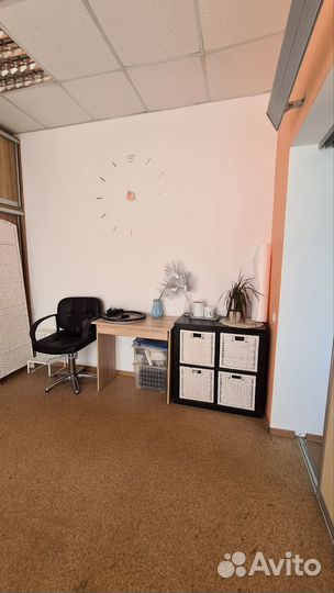 Рабочее место мастера маникюра