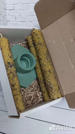 Набор подсвечник и свечи из вощины