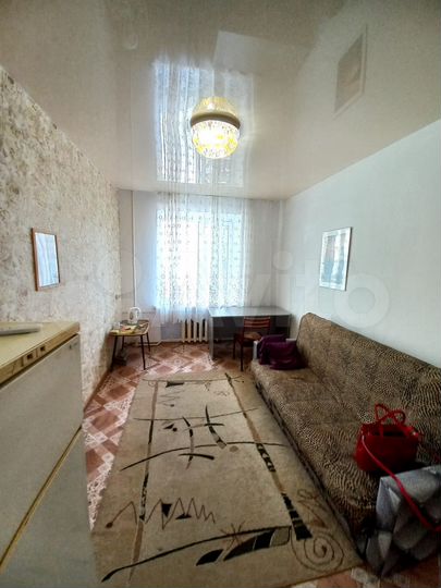 Комната 17 м² в 2-к., 2/5 эт.