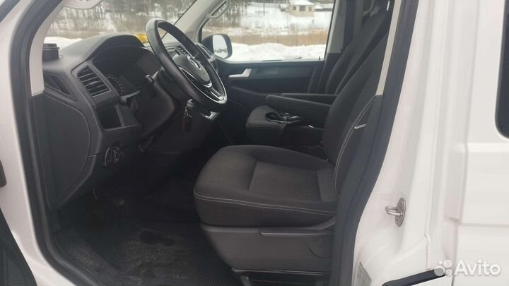 Volkswagen Multivan 2.0 AMT, 2018, 140 000 км