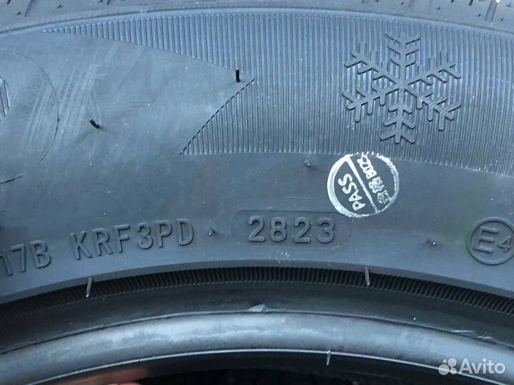 Rockblade Rock 525 225/55 R17 101C