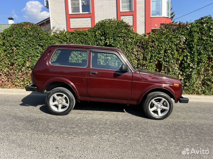 LADA 4x4 (Нива) 1.7 МТ, 2012, 150 000 км