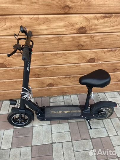 Электросамокат joyor