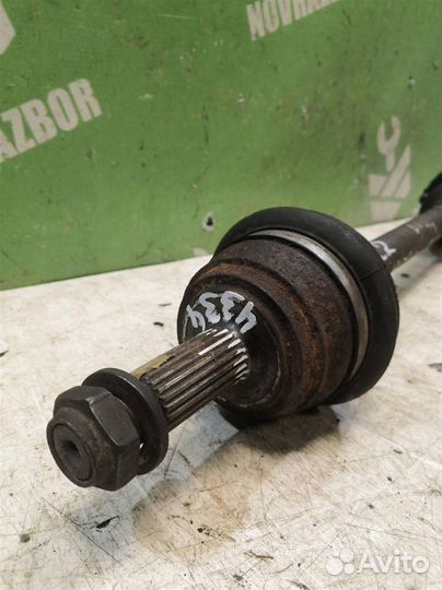 Полуось передняя левая Фольксваген Поло