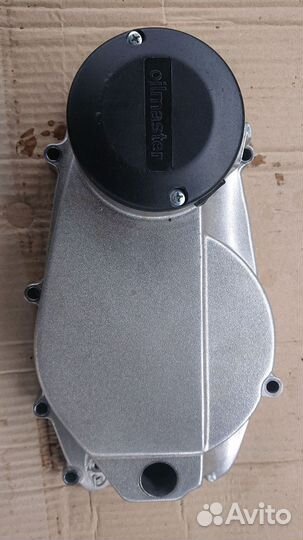 Продаётся левая крышка двигателя ява 640