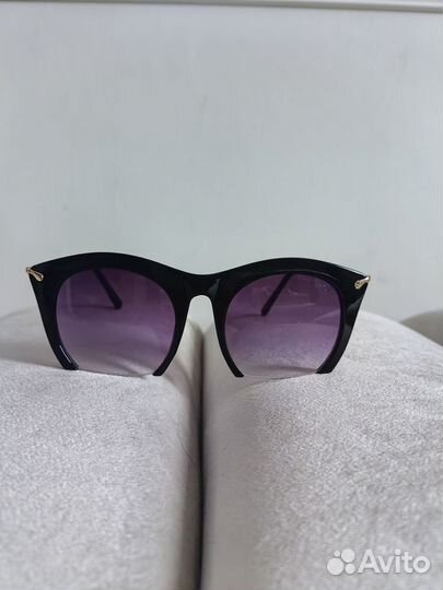 Солнцезащитные очки женские 