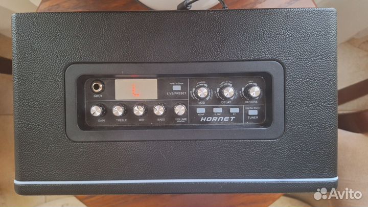 Fender Squier HSS Stratocaster с усилителем