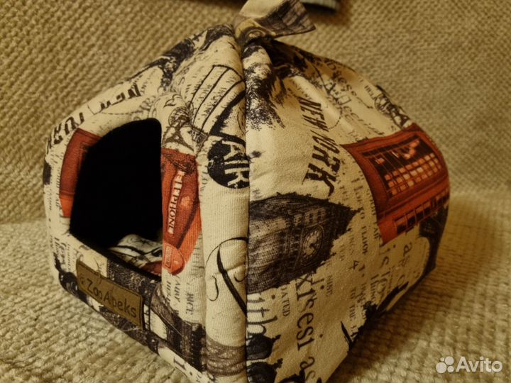 Домик лежанка для маленькой собаки или кошки