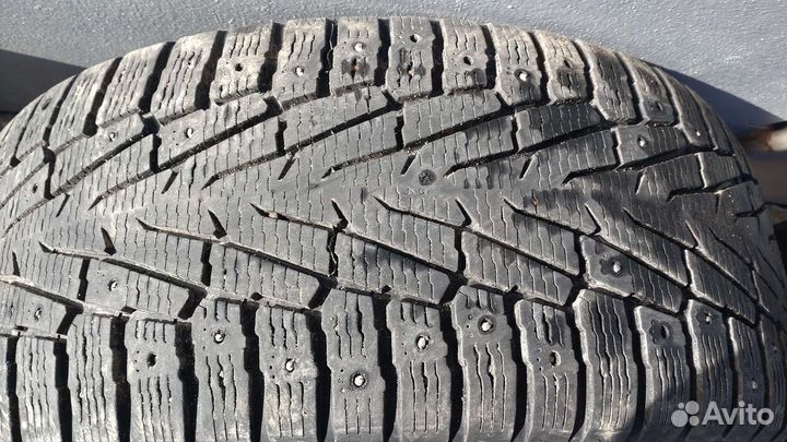Nokian Tyres Hakkapeliitta 7 SUV 275/50 R20 113T