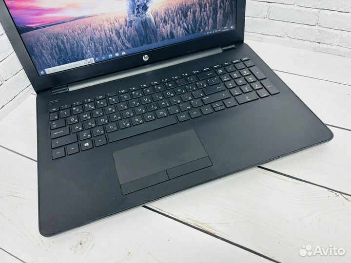 Игровой HP I7-7500U/ RAM 16/ Radeon 530/ SSD