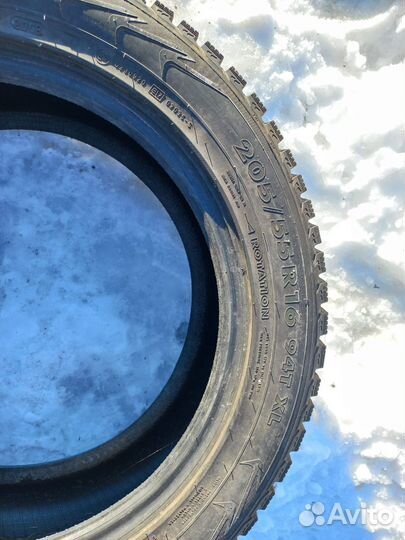 Покрышка на авто