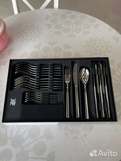 Набор столовых приборов новый