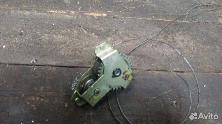 Стеклоподъемный механизм передний Ваз 2101-2107