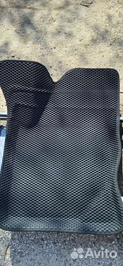 Автоковрики eva с бортиками на гранту