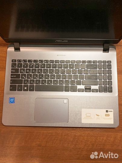 Ноутбук Asus X507M