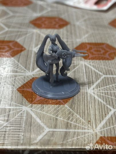 Фигурка персонаж из игры Mobile Legends Layla 3d