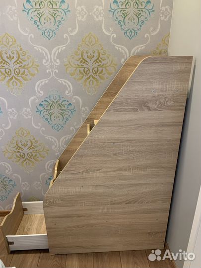 Детская лестница с ящиками