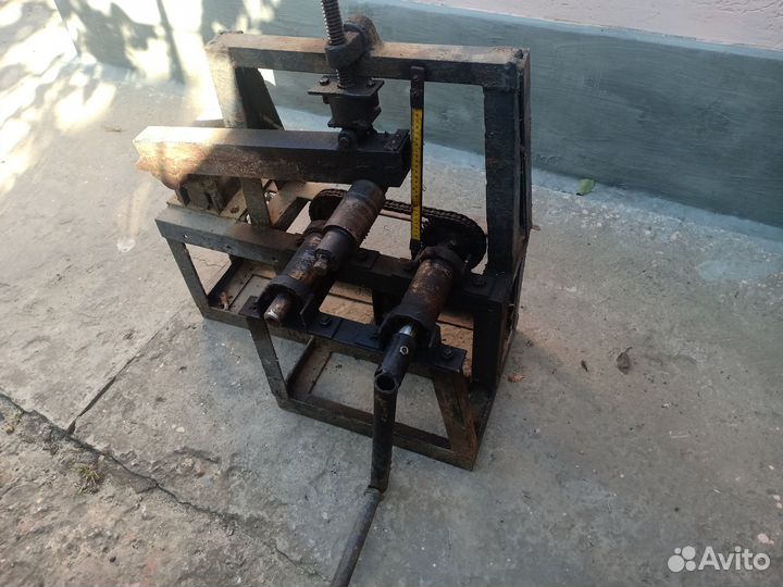 Станки для изготовления элементов ворот