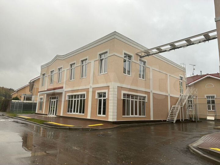 Фитнес-центр от 250 до 509 м²