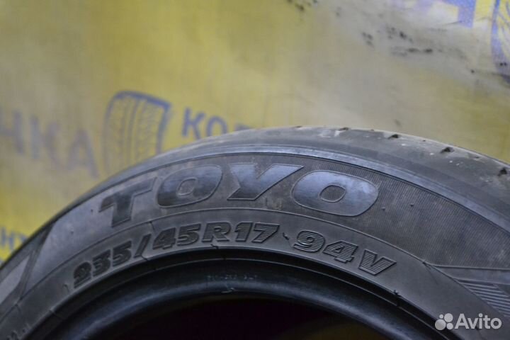 Toyo Proxes CF2 235/45 R17