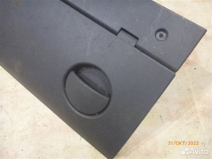 Бардачок Opel Corsa F68 Z12XE 2003