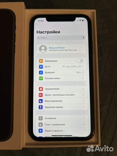 iPhone 11, 64 ГБ