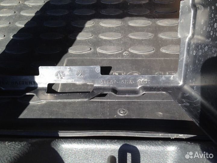 Подставка/площадка под аккумулятор Honda Civic 4D