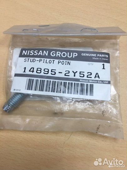 Шпилька Nissan