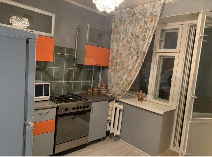 1-к. квартира, 40 м², 8/10 эт.